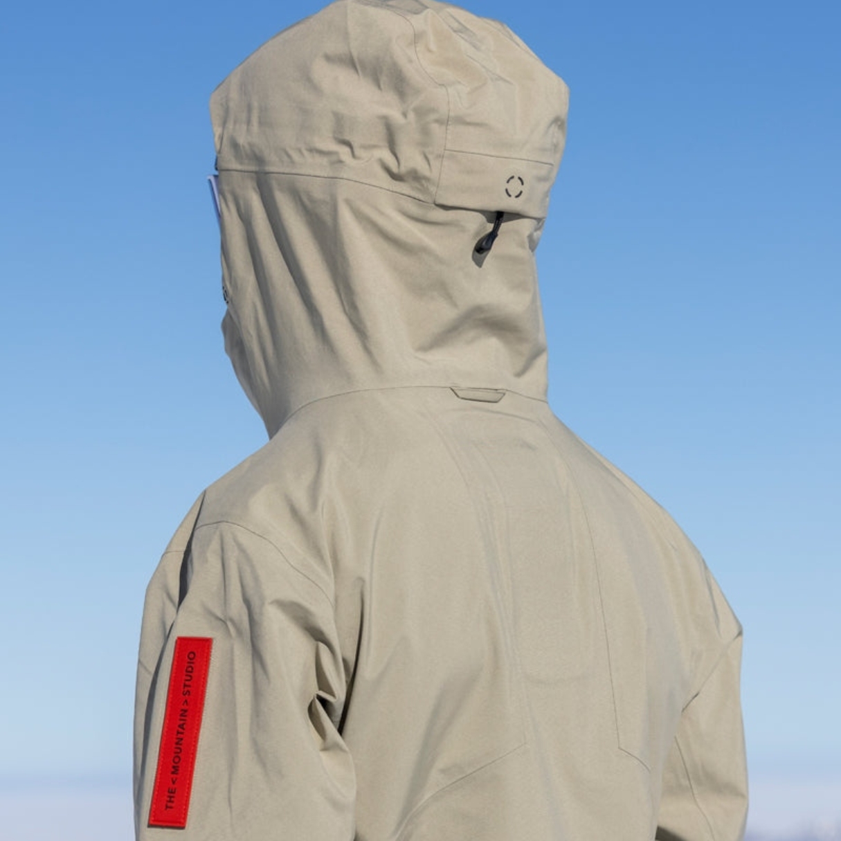 The Mountain Studio Mens Gore-Tex Epe 3L Shell Jacket