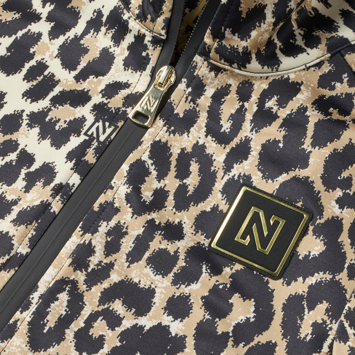 Nikkie Womens Nantes Leopard Ski Pully