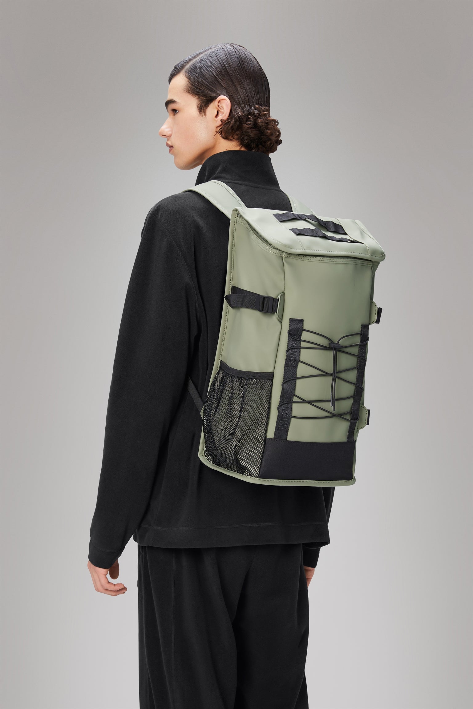 Rains Trail Mountaineer Bag