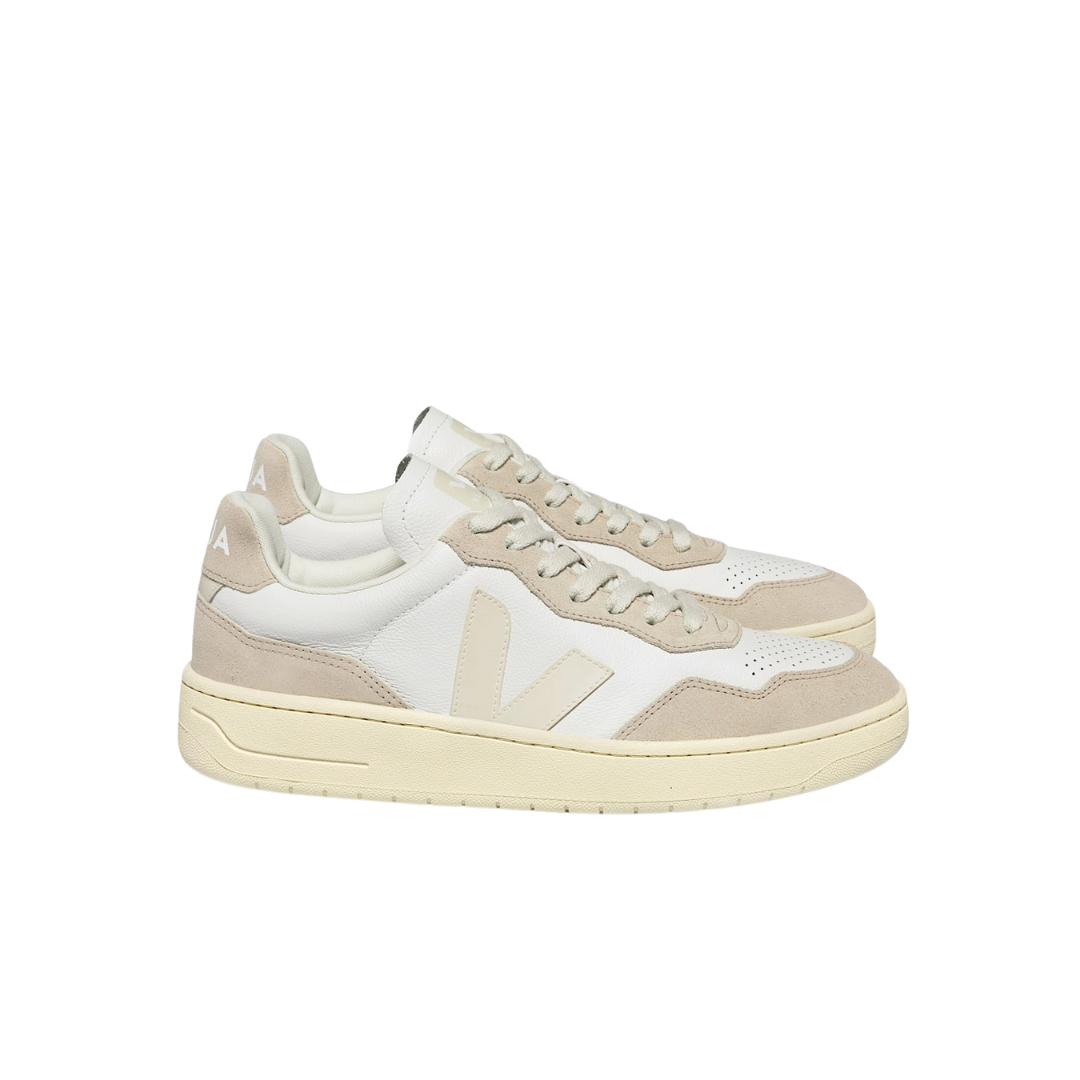 Veja Womens V-90